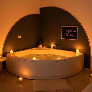  Apartment Jacuzzi