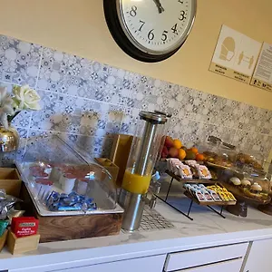 2* Bed & Breakfast Paradise