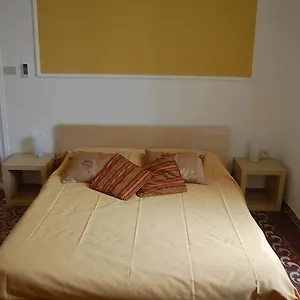  Bed & Breakfast Arena Alfieri
